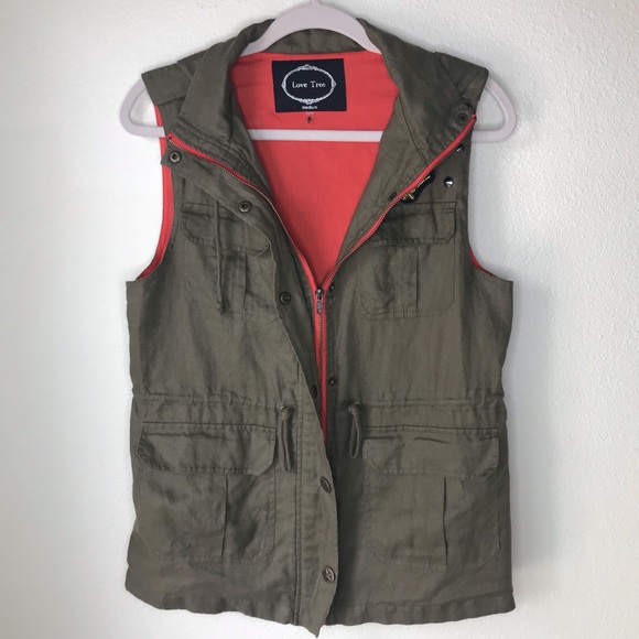 Love Tree Jackets & Blazers - LOVE TREE Hooded Utility Vest